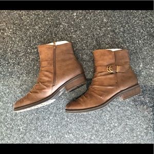 BareTraps Ankle Boots “mushroom” color